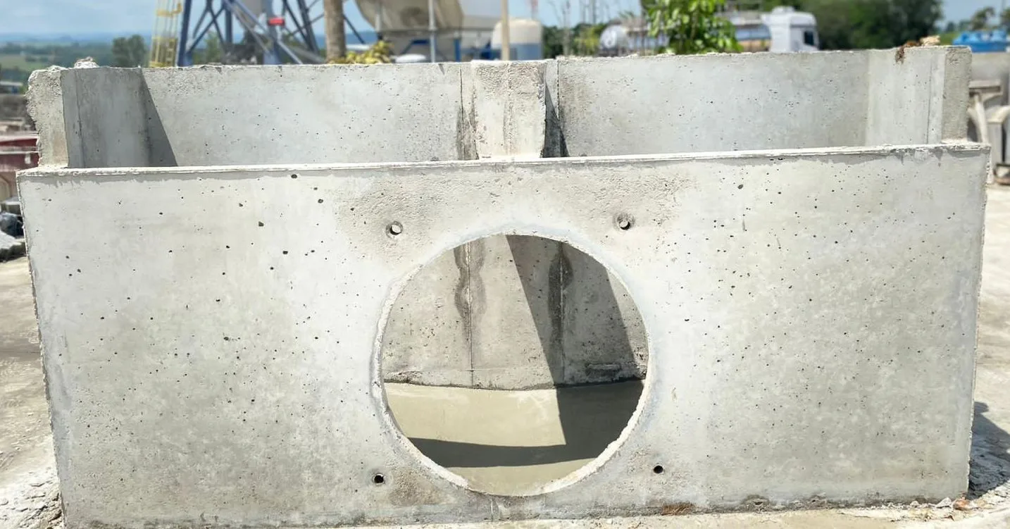 Caixa boca de lobo de concreto para drenagem urbana